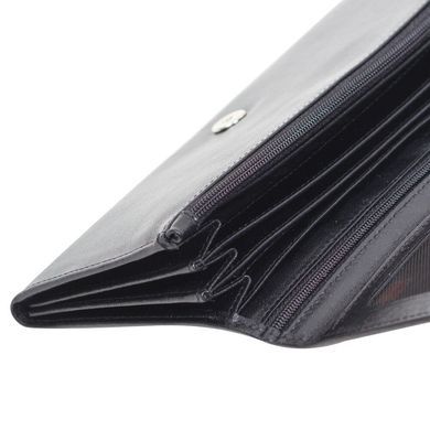 Women's wallet by Tergan (T&uuml;rkiye) made of genuine leather.
