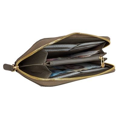 Women's wallet by Tergan (T&uuml;rkiye) made of genuine leather.